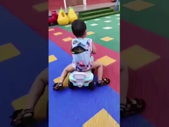 子供は車で乗る